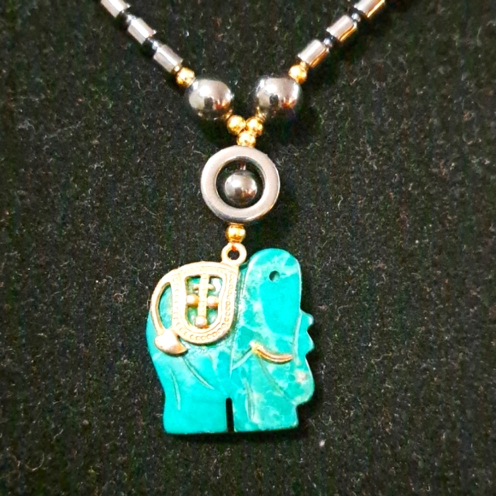 14kt Gold Green Jade Elephant and Obsidian Bead Necklace